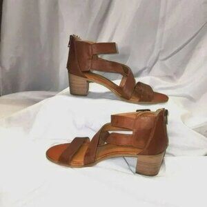 Size 11M Beige Sandal Heels